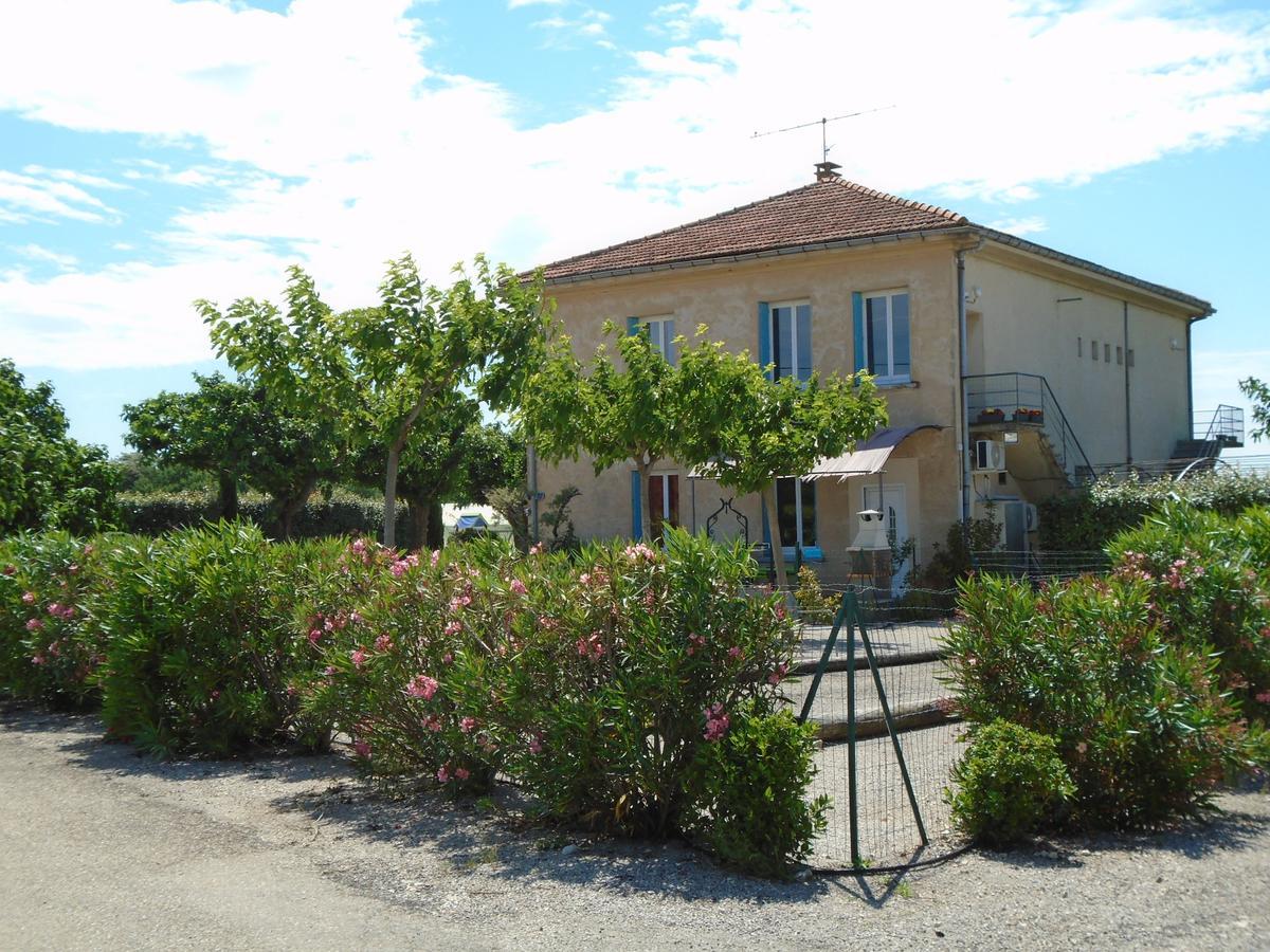 Gite Les Feuilles De Chene Villa Carpentras Exterior photo